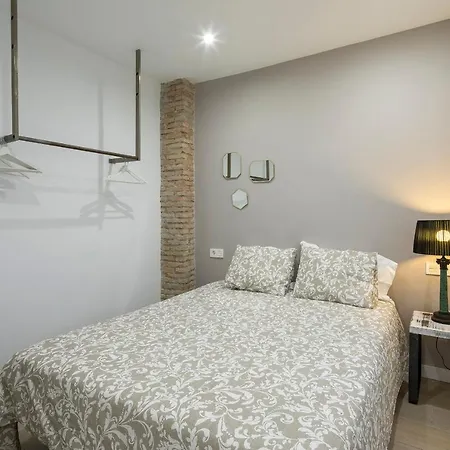 Rose Apartment