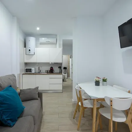 Rose Apartment *